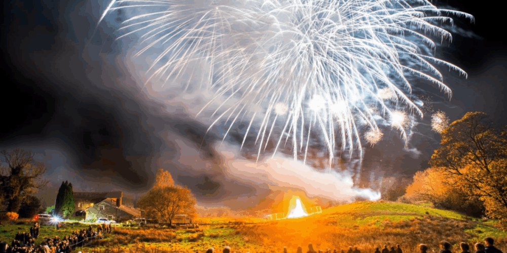 Monumental Fireworks — photo 2